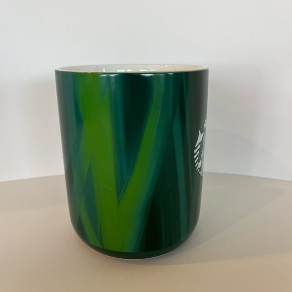 Starbucks 2022 15oz. Emerald Green Marbled Mug - Picture 3 of 7